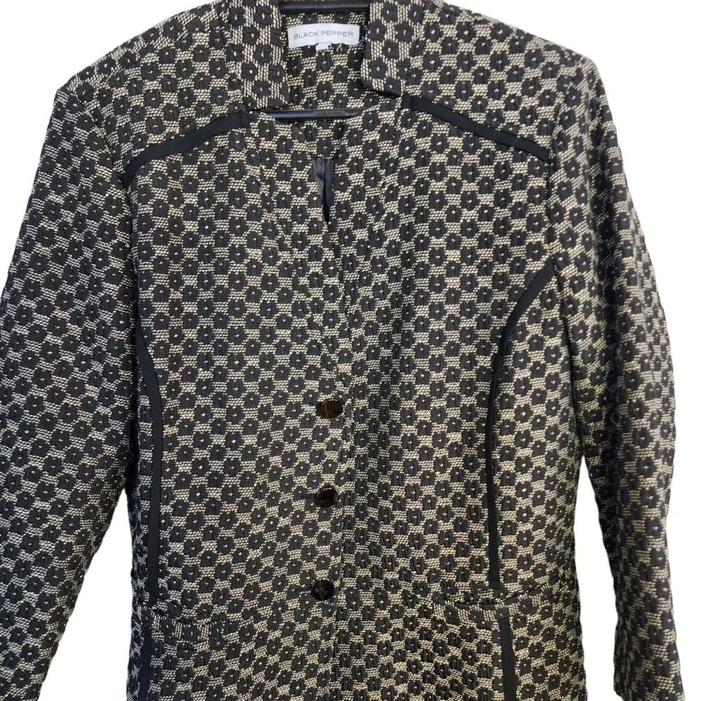 BLACK PEPPER winter jacket size 10 black white warm short bomber blazer - Picture 3 of 13